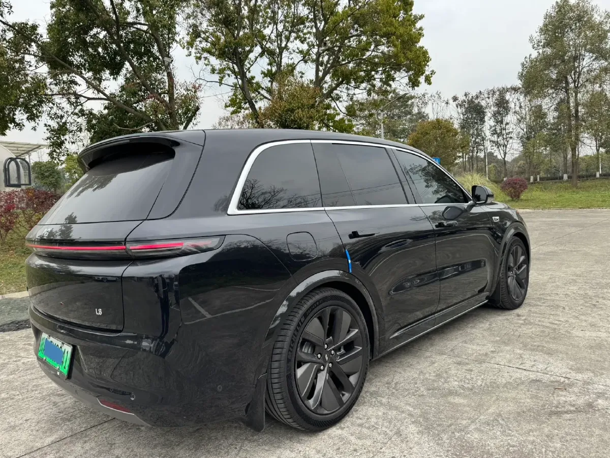 2024 Volvo S60 2.0T 197HP L4 7DCT,autocango,china used car exporter,china ev exporter,chinese used car exporter,chinese used ev exporter