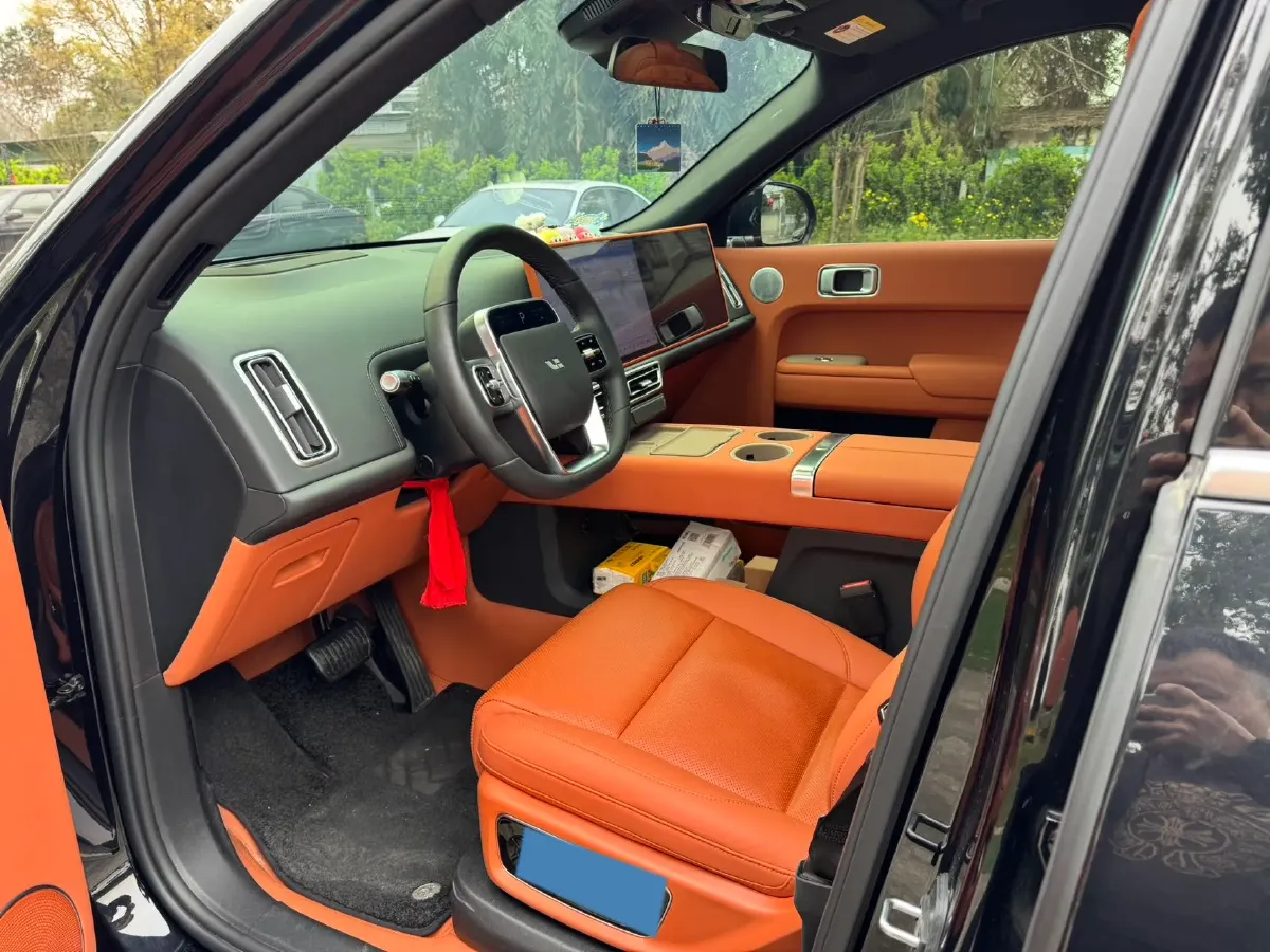 2024 Volvo S60 2.0T 197HP L4 7DCT,autocango,china used car exporter,china ev exporter,chinese used car exporter,chinese used ev exporter