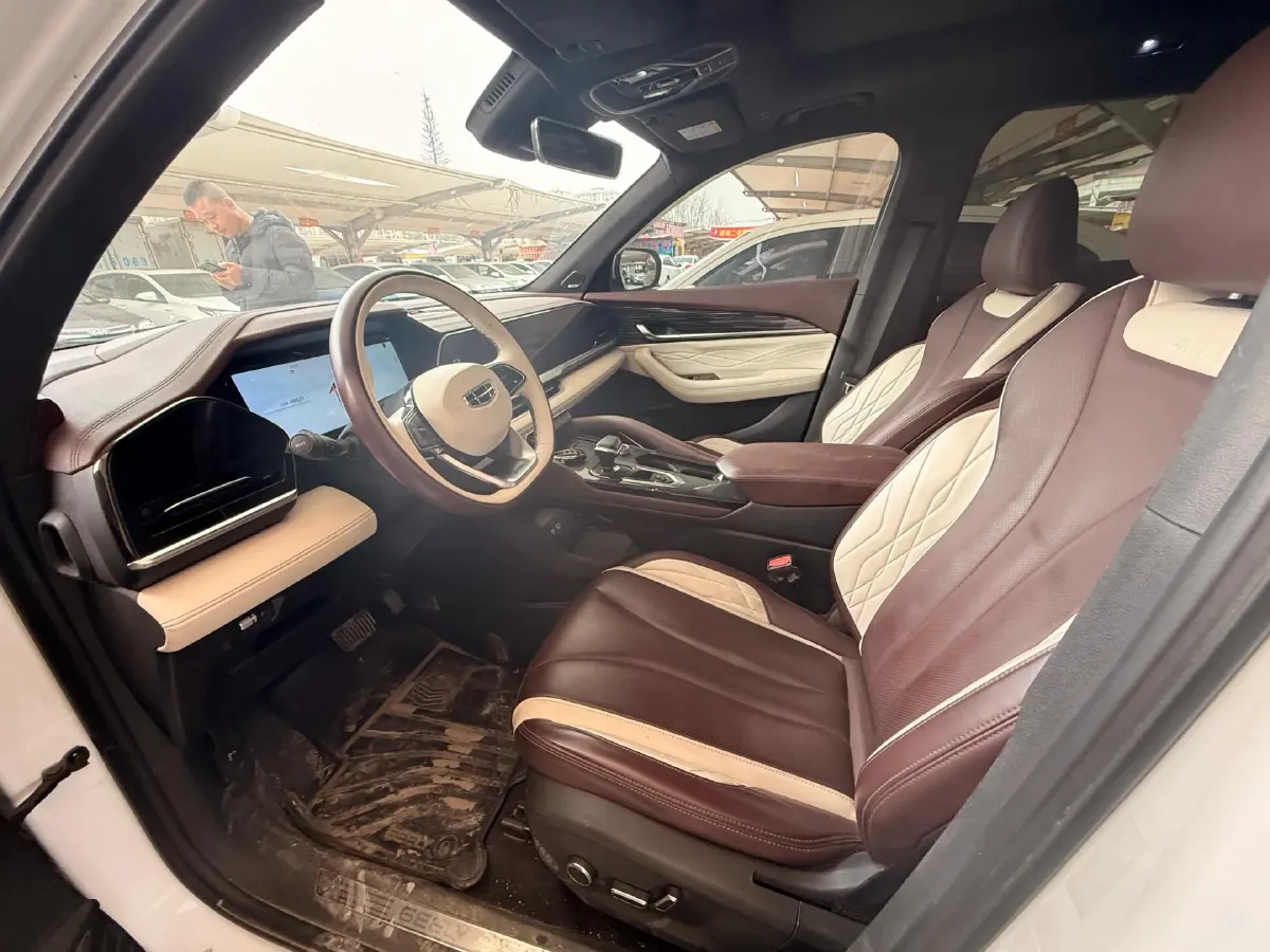 2021 Geely Monjaro 2.0T 218HP L4 7DCT,autocango,china used car exporter,china ev exporter,chinese used car exporter,chinese used ev exporter