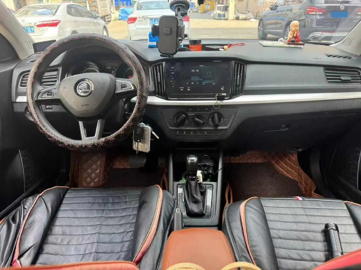 2020 Skoda Kamiq 1.5L 112HP L4 6AT,autocango,china used car exporter,china ev exporter,chinese used car exporter,chinese used ev exporter