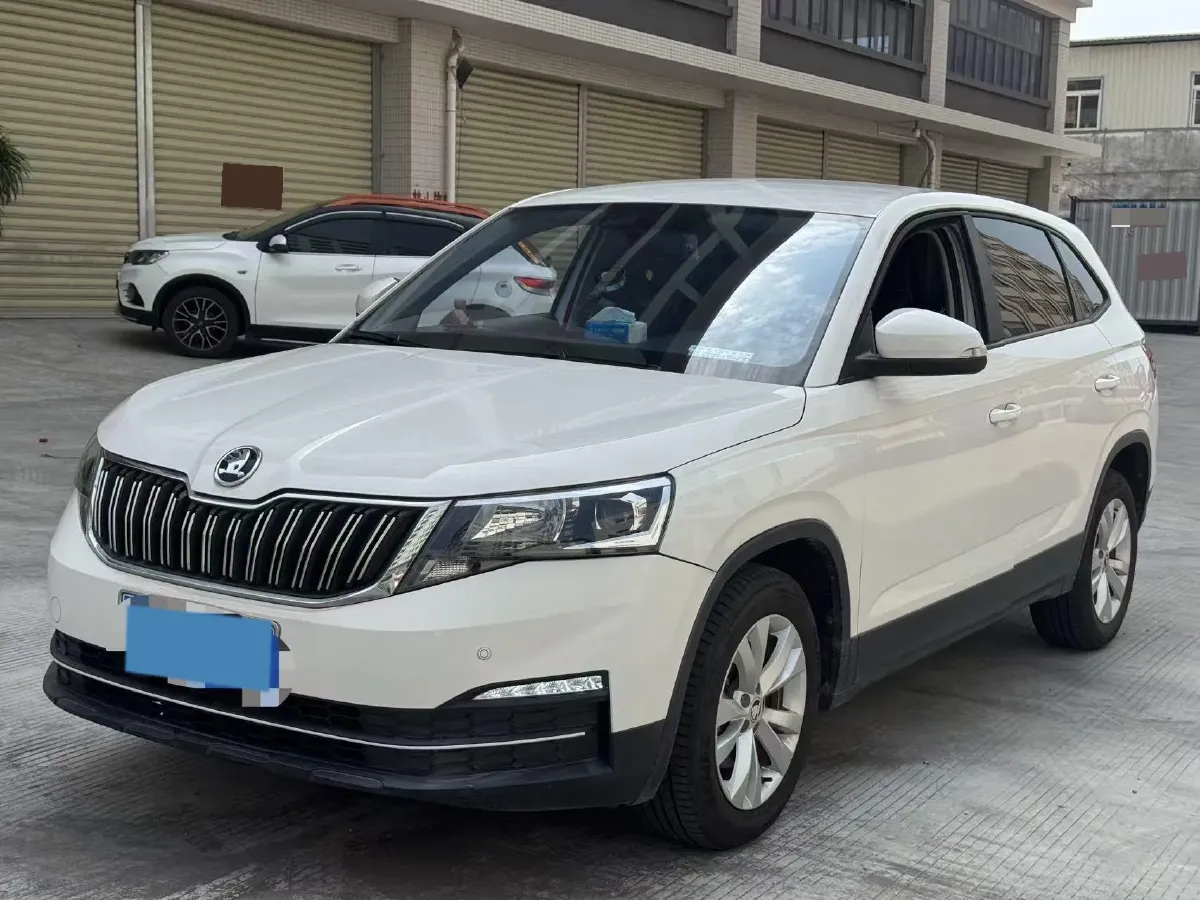 2020 Skoda Kamiq 1.5L 112HP L4 6AT,autocango,china used car exporter,china ev exporter,chinese used car exporter,chinese used ev exporter