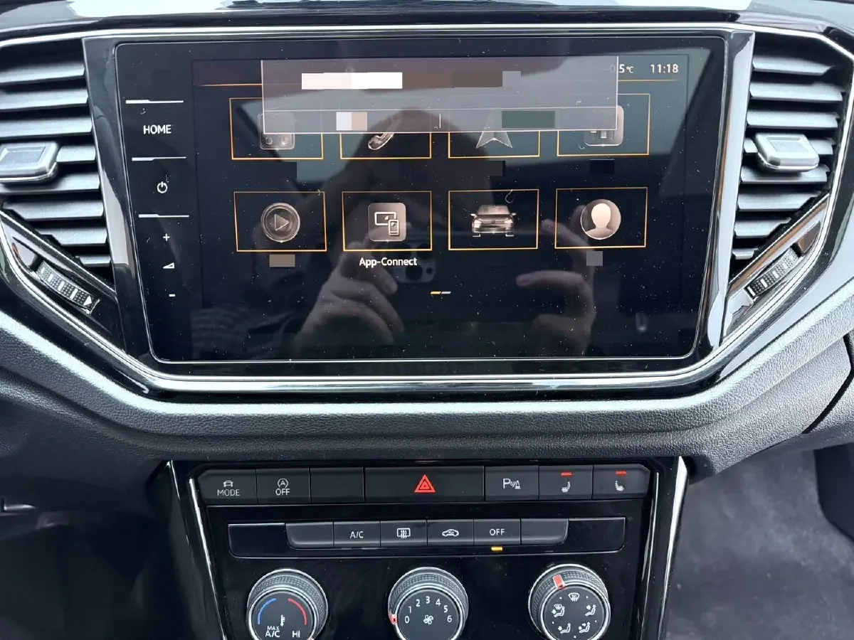 2021 Volkswagen T-Roc 1.4T 150HP L4 7DCT,autocango,china used car exporter,china ev exporter,chinese used car exporter,chinese used ev exporter