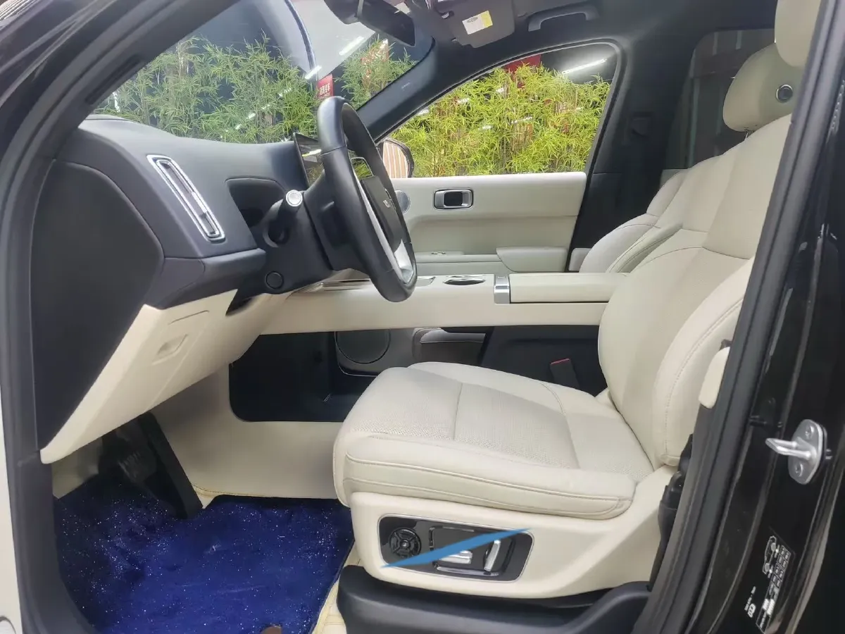 2022 Li L9 Range Extended 154HP REEV 42.6KWH,autocango,china used car exporter,china ev exporter,chinese used car exporter,chinese used ev exporter