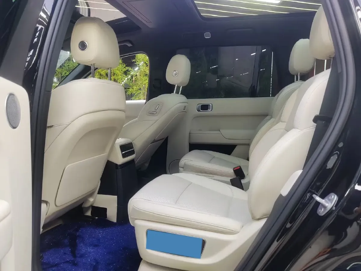 2022 Li L9 Range Extended 154HP REEV 42.6KWH,autocango,china used car exporter,china ev exporter,chinese used car exporter,chinese used ev exporter