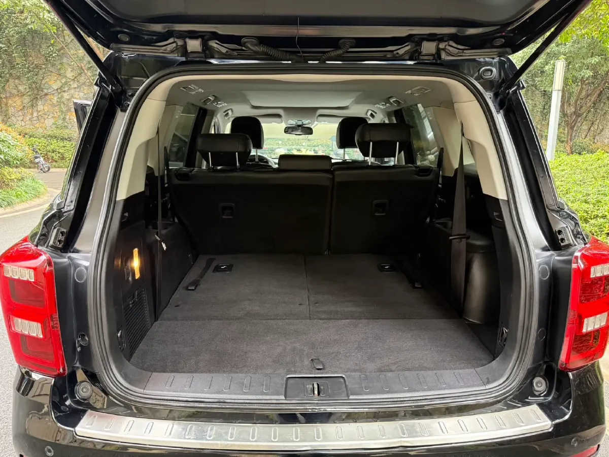 2017 GAC Trumpchi GS8 2.0T 201HP L4 6AT,autocango,china used car exporter,china ev exporter,chinese used car exporter,chinese used ev exporter