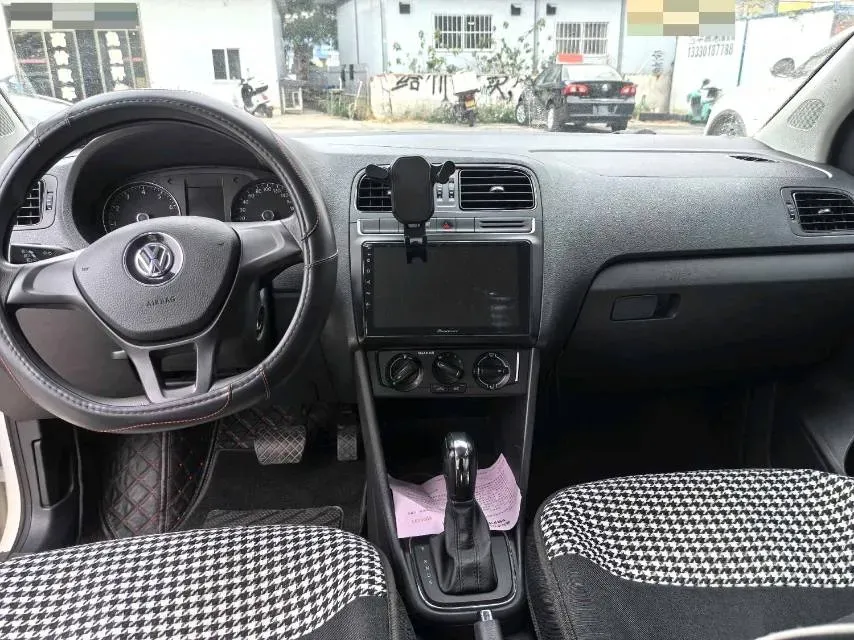 2016 Volkswagen Polo 1.4L 90HP L4 6AT,autocango,china used car exporter,china ev exporter,chinese used car exporter,chinese used ev exporter