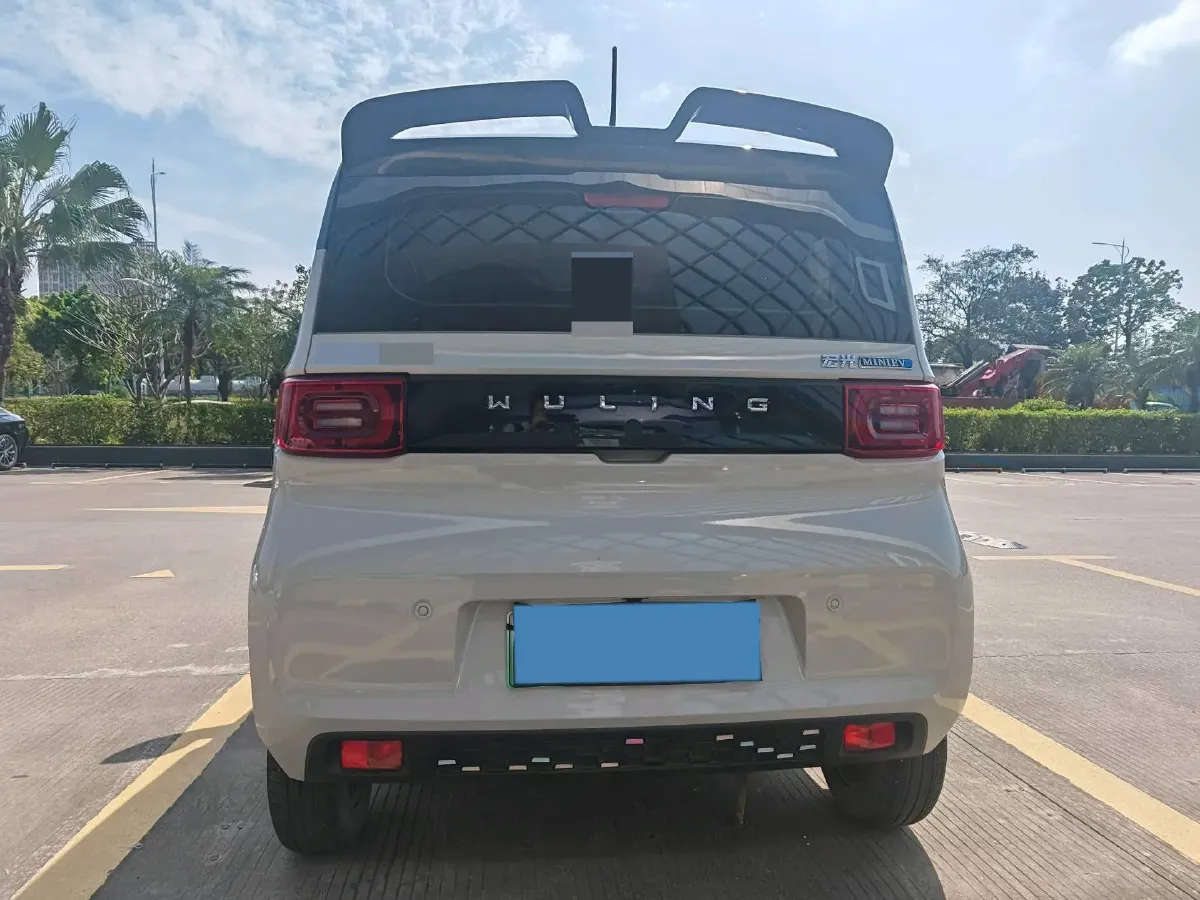 2022 WuLing HongGuang MINI EV BEV 13.9KWH,autocango,china used car exporter,china ev exporter,chinese used car exporter,chinese used ev exporter