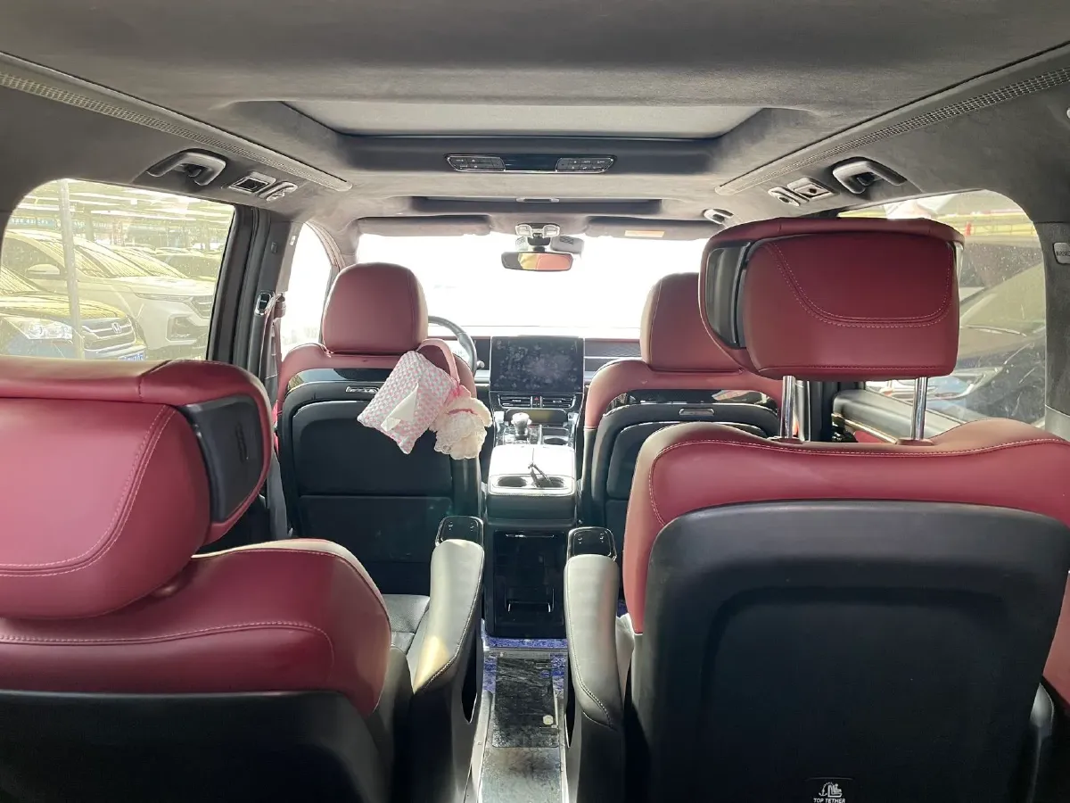 2023 GAC Trumpchi M8 2.0T 252HP L4 8AT,autocango,china used car exporter,china ev exporter,chinese used car exporter,chinese used ev exporter