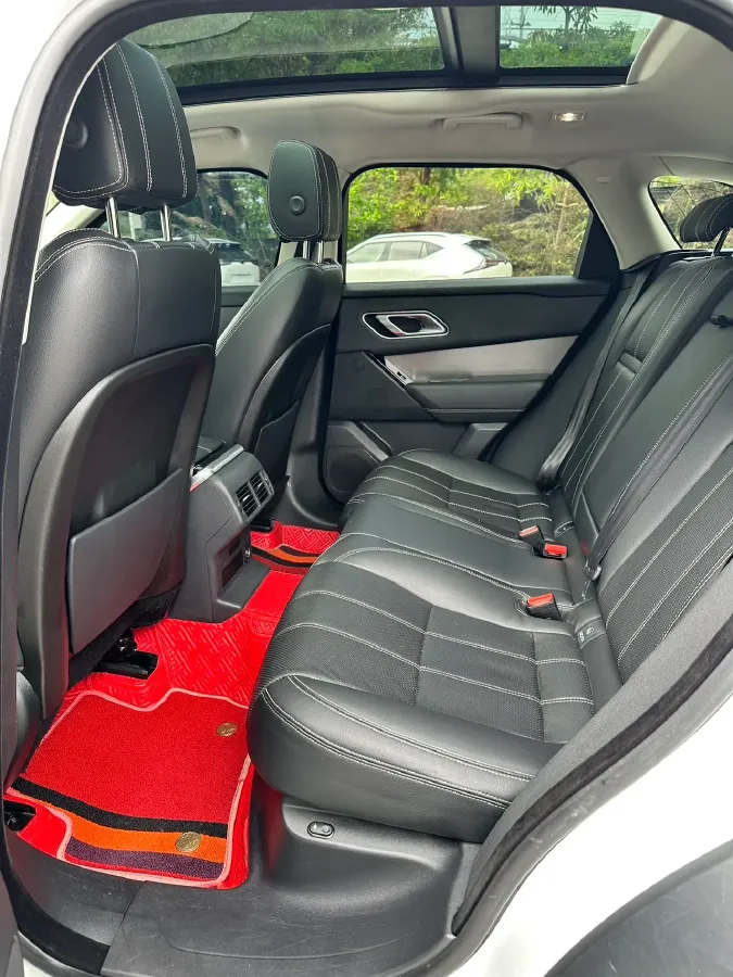 2018 Land Rover Discovery 2.0T 300HP L4 8AT,autocango,china used car exporter,china ev exporter,chinese used car exporter,chinese used ev exporter