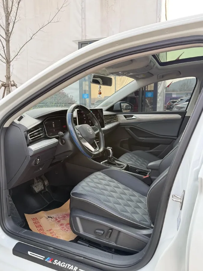 2023 Volkswagen Sagitar 1.4T 150HP L4 7DCT,autocango,china used car exporter,china ev exporter,chinese used car exporter,chinese used ev exporter