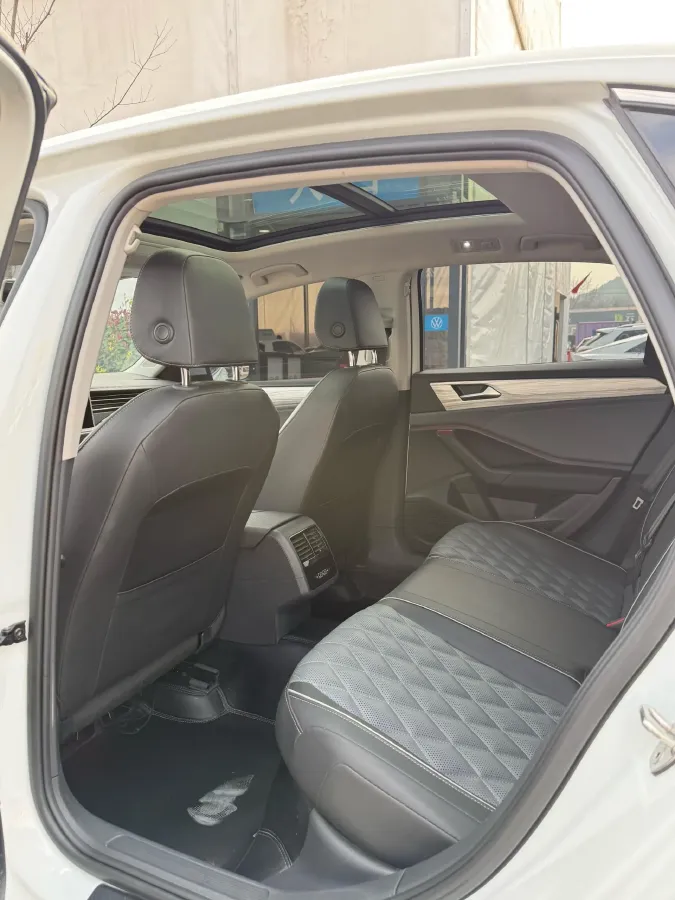 2023 Volkswagen Sagitar 1.4T 150HP L4 7DCT,autocango,china used car exporter,china ev exporter,chinese used car exporter,chinese used ev exporter