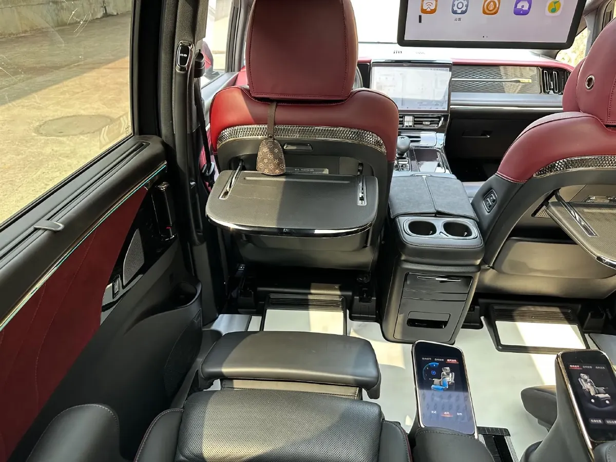 2023 GAC Trumpchi M8 2.0T 190HP L4 E-CVT Hybrid,autocango,china used car exporter,china ev exporter,chinese used car exporter,chinese used ev exporter