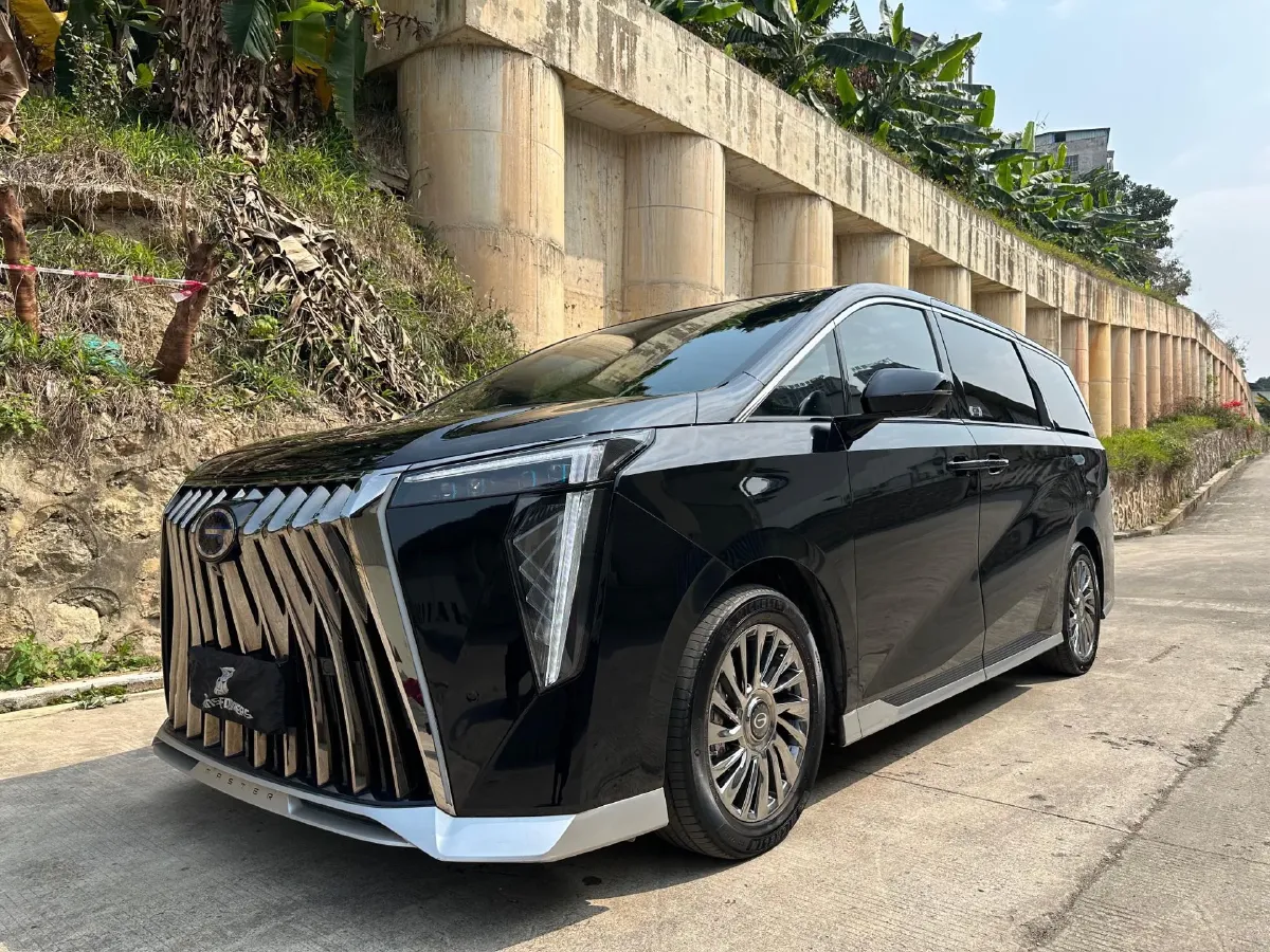 2023 GAC Trumpchi M8 2.0T 190HP L4 E-CVT Hybrid,autocango,china used car exporter,china ev exporter,chinese used car exporter,chinese used ev exporter