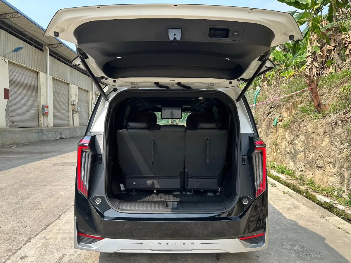 2023 GAC Trumpchi M8 2.0T 190HP L4 E-CVT Hybrid,autocango,china used car exporter,china ev exporter,chinese used car exporter,chinese used ev exporter