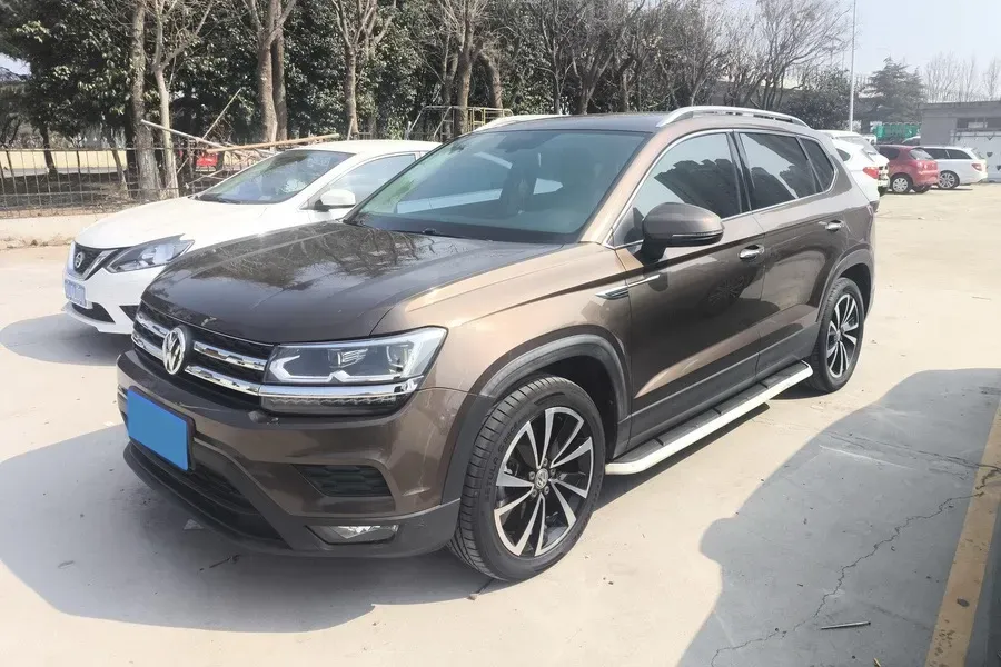 2019 MINI MINI 1.5T 102HP L3 7DCT,autocango,china used car exporter,china ev exporter,chinese used car exporter,chinese used ev exporter