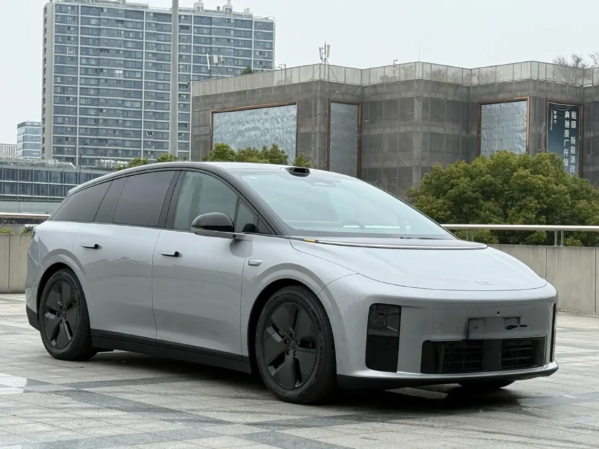 2025 Li i6 BEV,autocango,china used car exporter,china ev exporter,chinese used car exporter,chinese used ev exporter