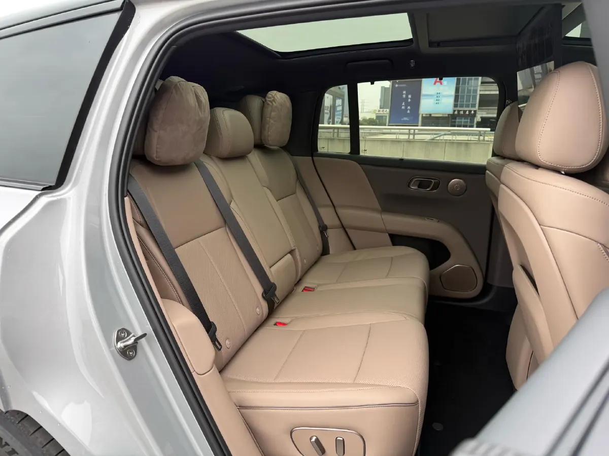 2025 Li i6 BEV,autocango,china used car exporter,china ev exporter,chinese used car exporter,chinese used ev exporter