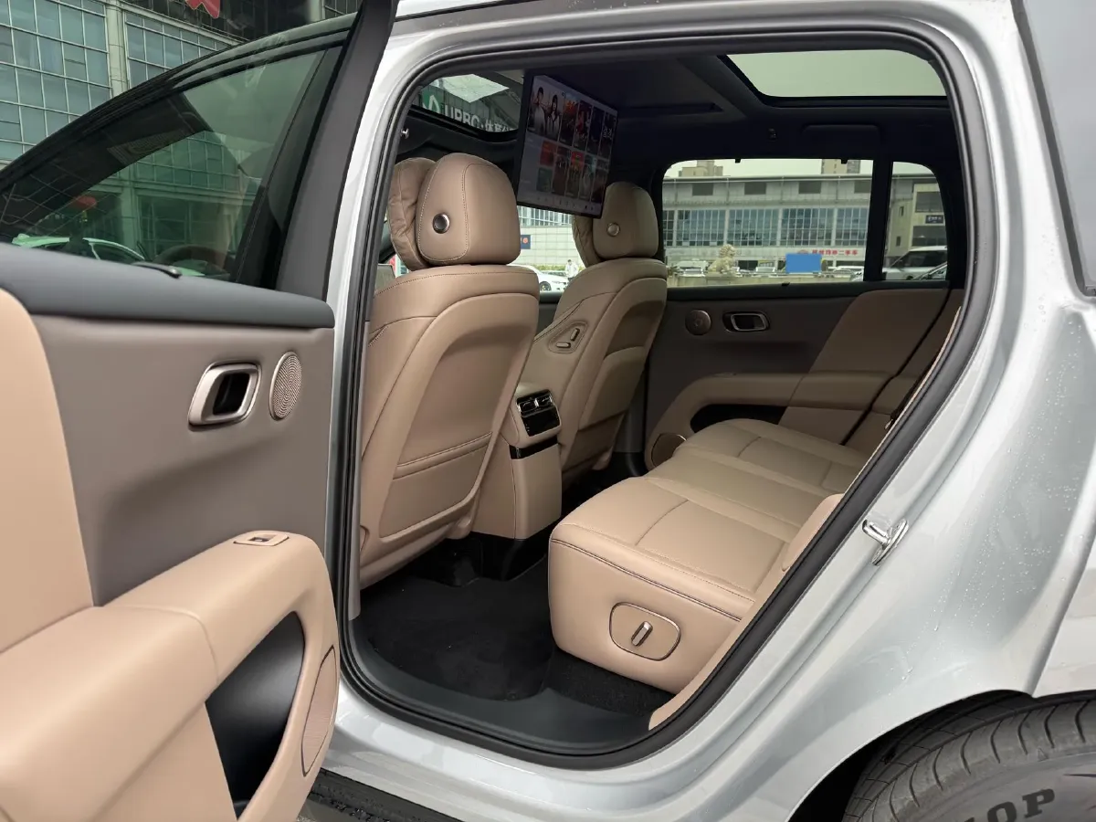 2025 Li i6 BEV,autocango,china used car exporter,china ev exporter,chinese used car exporter,chinese used ev exporter