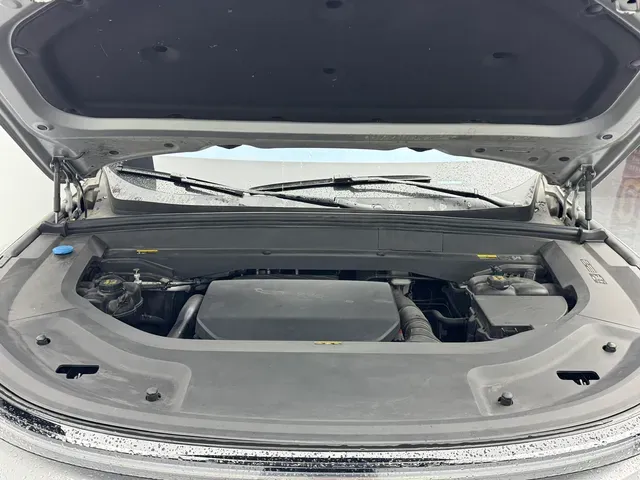 2022 Li L9 Range Extended 154HP REEV 42.6KWH,autocango,china used car exporter,china ev exporter,chinese used car exporter,chinese used ev exporter