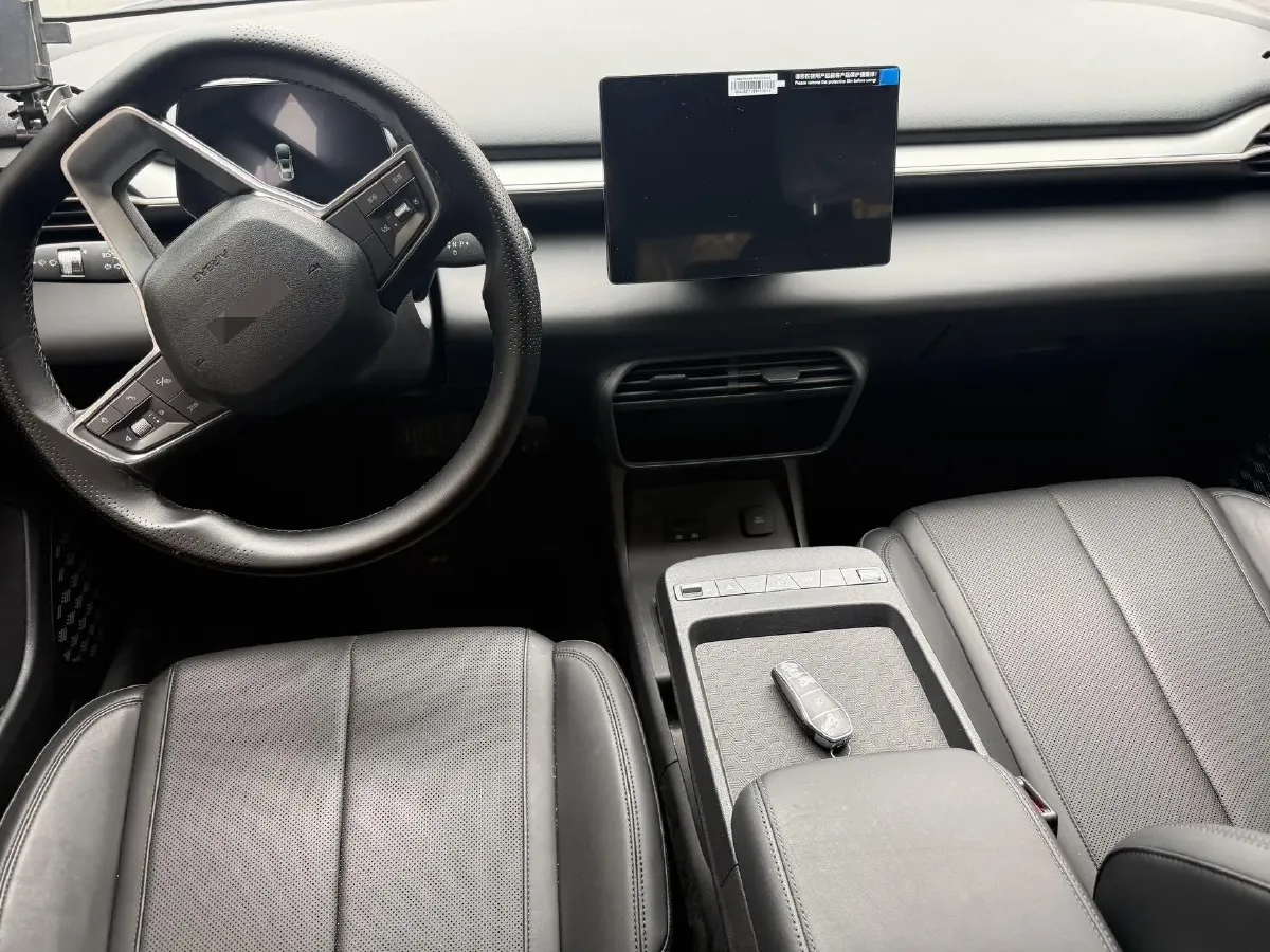 2025 BYD e7 BEV,autocango,china used car exporter,china ev exporter,chinese used car exporter,chinese used ev exporter