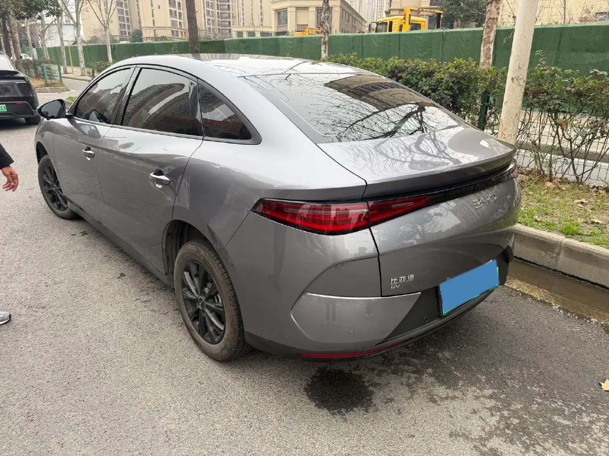 2025 BYD e7 BEV,autocango,china used car exporter,china ev exporter,chinese used car exporter,chinese used ev exporter
