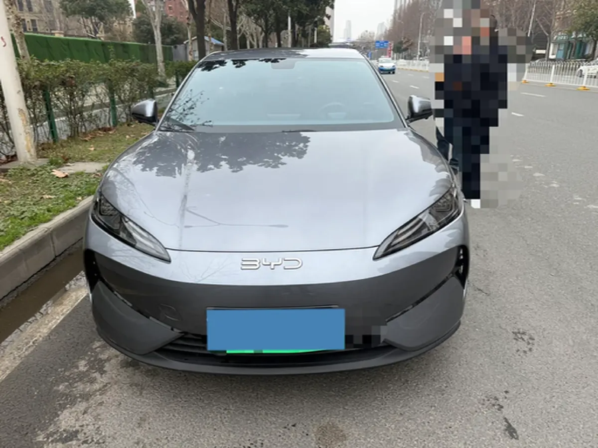 2025 BYD e7 BEV,autocango,china used car exporter,china ev exporter,chinese used car exporter,chinese used ev exporter