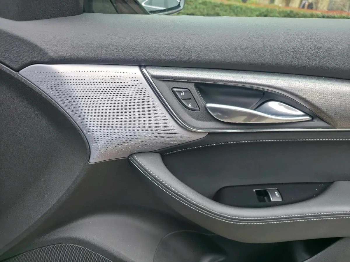 2023 Cadillac CT5 2.0T 237HP L4 10AT,autocango,china used car exporter,china ev exporter,chinese used car exporter,chinese used ev exporter