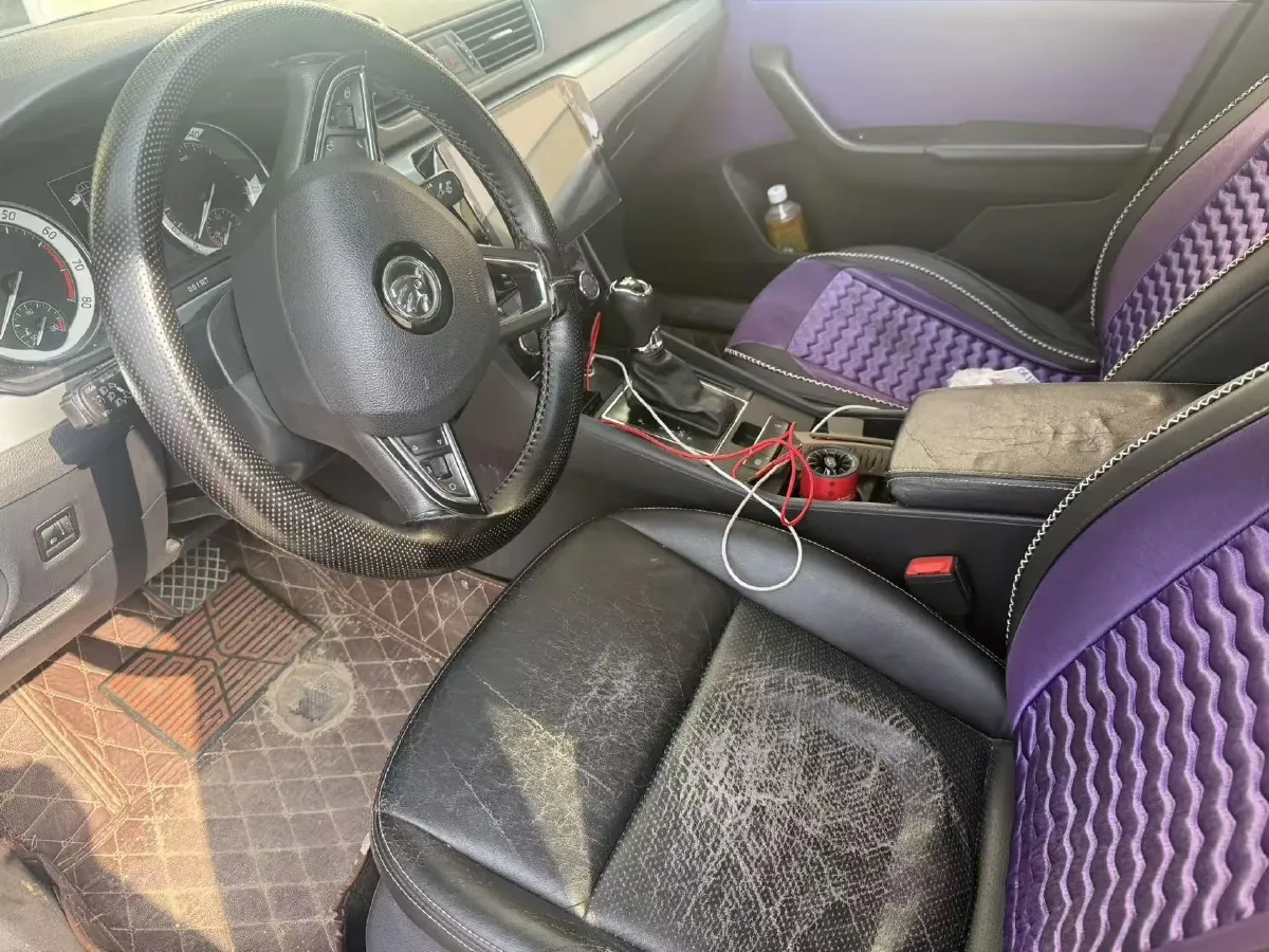 2018 Skoda Superb 1.4T 150HP L4 7DCT,autocango,china used car exporter,china ev exporter,chinese used car exporter,chinese used ev exporter