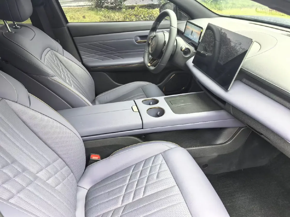 2025 BaoJun XiangJing BEV,autocango,china used car exporter,china ev exporter,chinese used car exporter,chinese used ev exporter