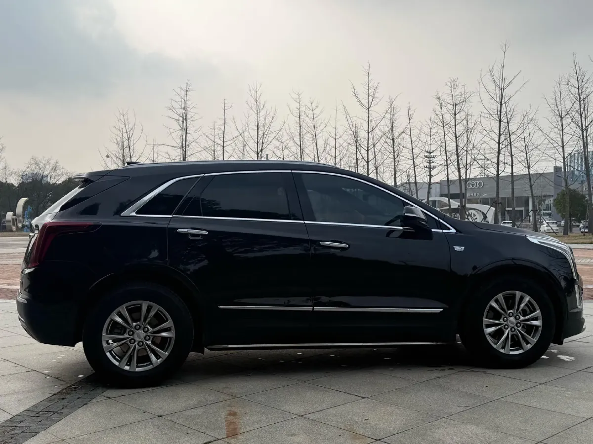 2020 Cadillac XT5 2.0T 237HP L4 9AT,autocango,china used car exporter,china ev exporter,chinese used car exporter,chinese used ev exporter