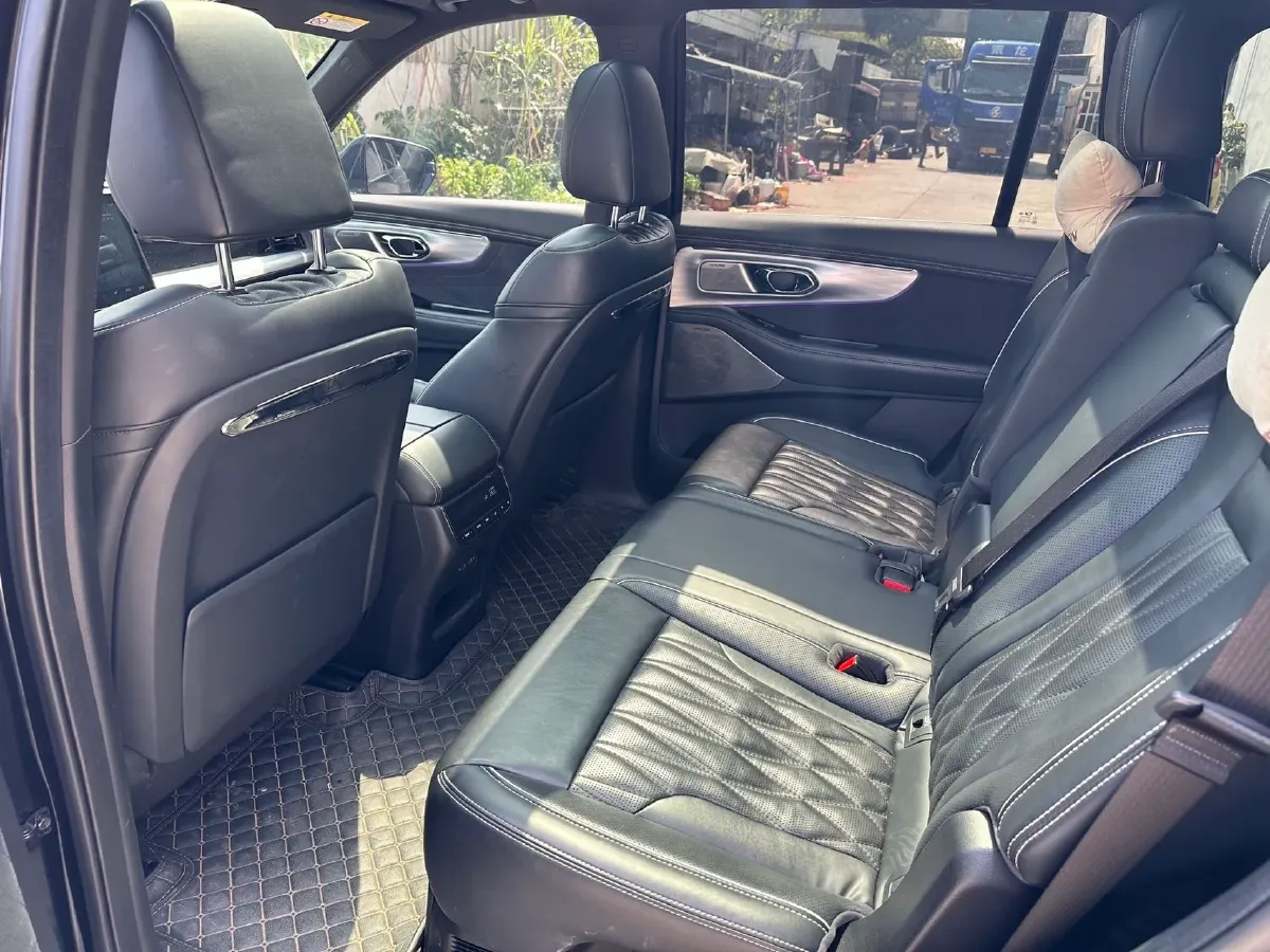 2022 GAC Trumpchi GS8 2.0T 190HP L4 E-CVT Hybrid,autocango,china used car exporter,china ev exporter,chinese used car exporter,chinese used ev exporter