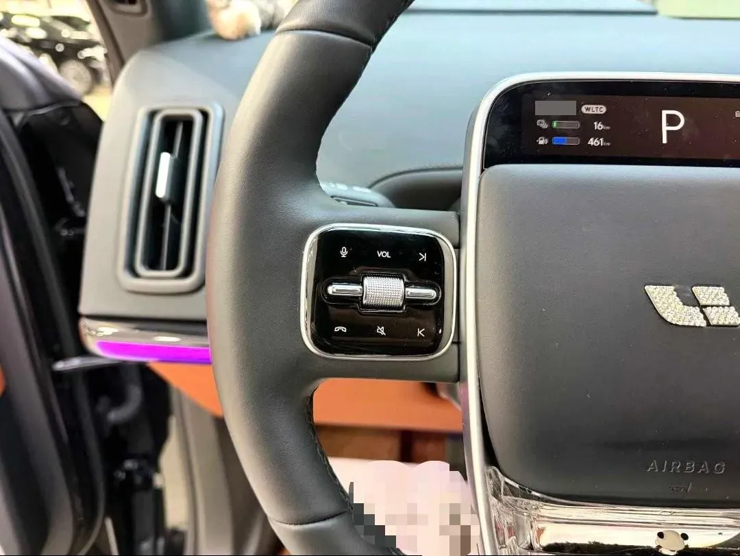 2024 Li L6 Range Extended 154HP L4 REEV 36.8KWH,autocango,china used car exporter,china ev exporter,chinese used car exporter,chinese used ev exporter