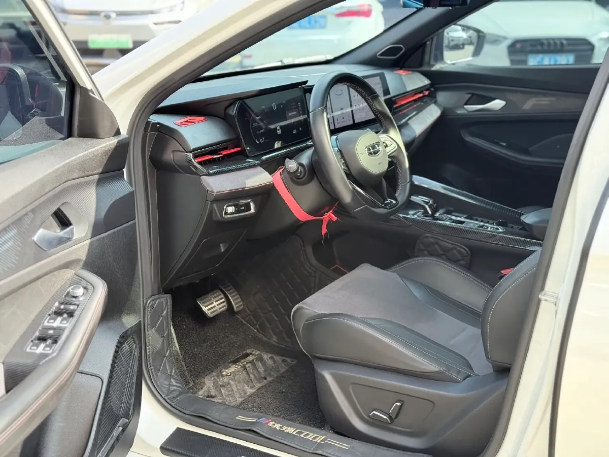 2022 Geely Binray 1.5T 181HP L4 7DCT,autocango,china used car exporter,china ev exporter,chinese used car exporter,chinese used ev exporter