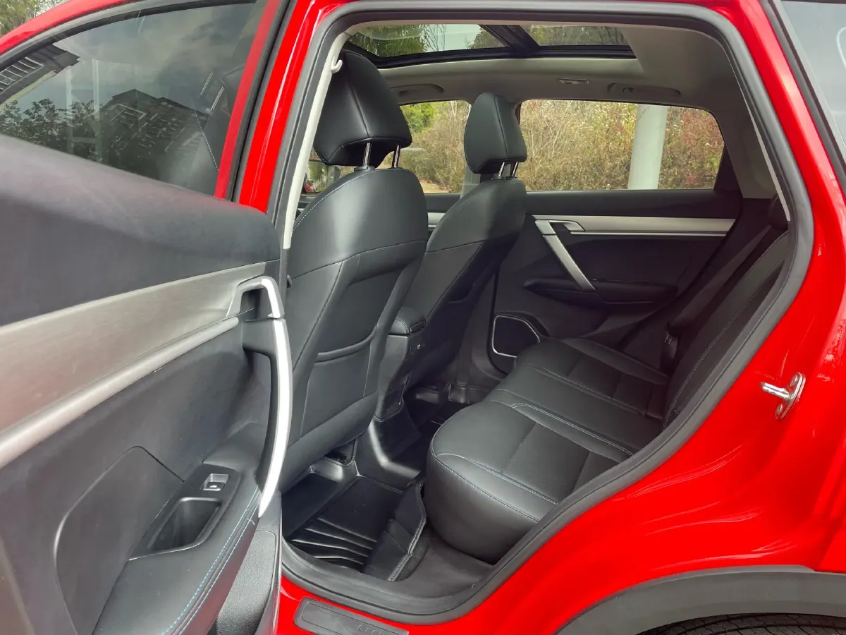 2020 Geely Emgrand GT 1.5T 180HP L3 7DCT,autocango,china used car exporter,china ev exporter,chinese used car exporter,chinese used ev exporter