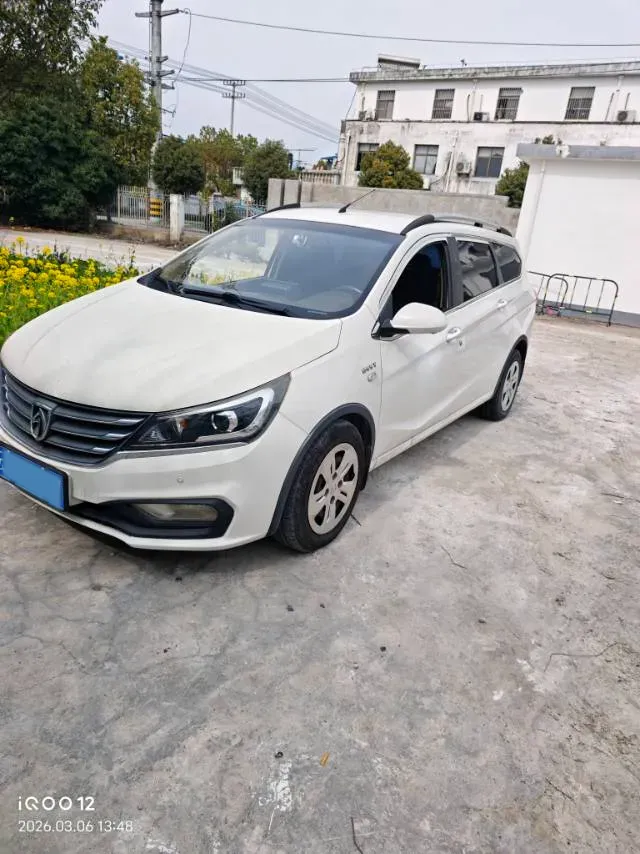 2017 BaoJun 310W 1.5L 112HP L4 6MT,autocango,china used car exporter,china ev exporter,chinese used car exporter,chinese used ev exporter