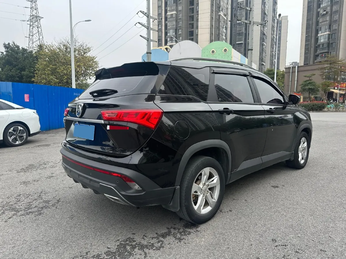 2018 BaoJun 530 1.5T 150HP L4 6MT,autocango,china used car exporter,china ev exporter,chinese used car exporter,chinese used ev exporter