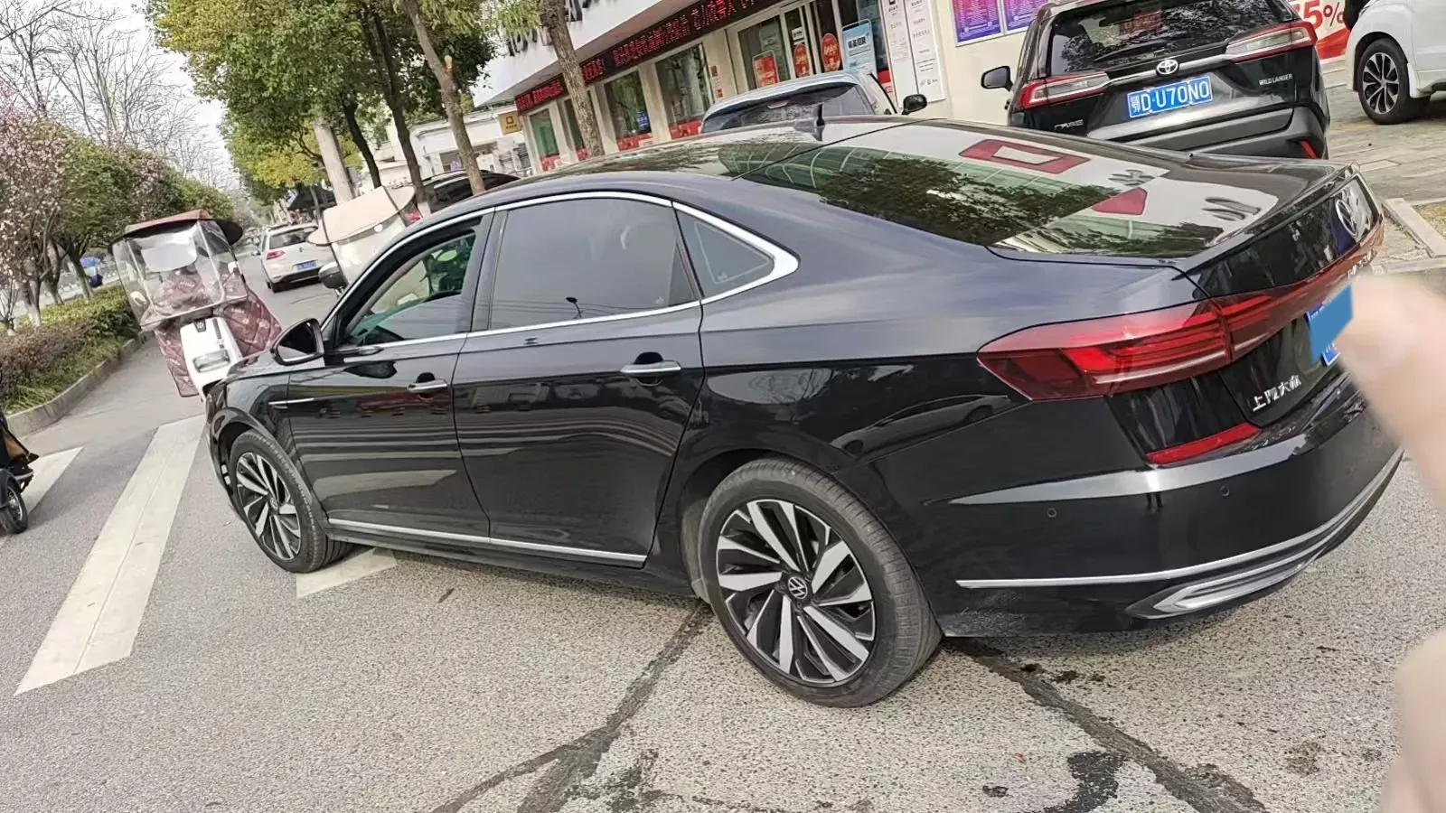 2024 Volkswagen Passat 2.0T 220HP L4 7DCT,autocango,china used car exporter,china ev exporter,chinese used car exporter,chinese used ev exporter