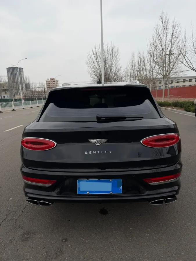 2021 Bentley Bentayga 4.0T 550HP V8 8AT,autocango,china used car exporter,china ev exporter,chinese used car exporter,chinese used ev exporter