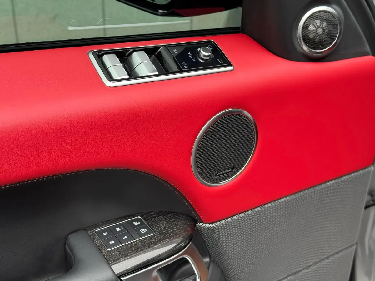 2021 Land Rover Range Rover Sport 3.0T 360HP L6 8AT,autocango,china used car exporter,china ev exporter,chinese used car exporter,chinese used ev exporter