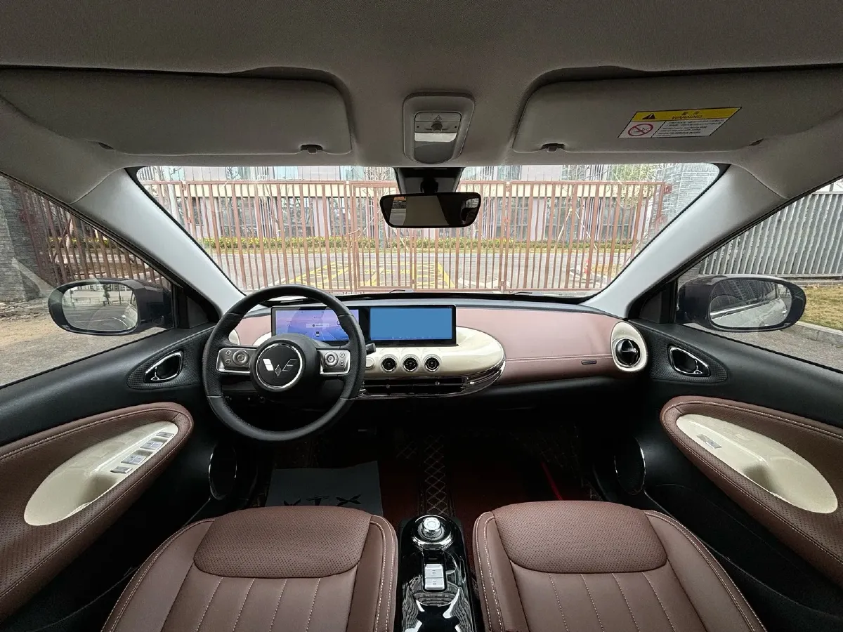 2023 WuLing BinGuo BEV 31.9KWH,autocango,china used car exporter,china ev exporter,chinese used car exporter,chinese used ev exporter