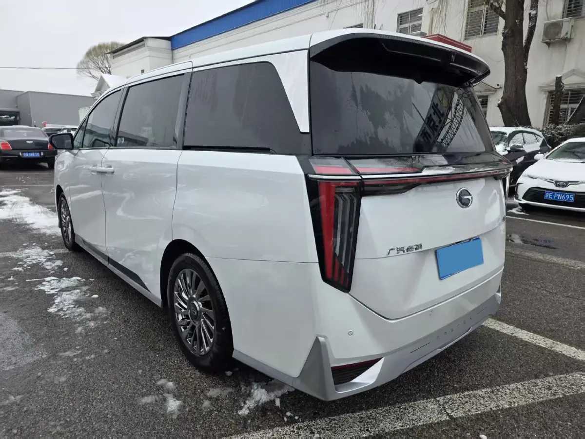 2023 GAC Trumpchi M8 2.0T 190HP L4 E-CVT Hybrid,autocango,china used car exporter,china ev exporter,chinese used car exporter,chinese used ev exporter