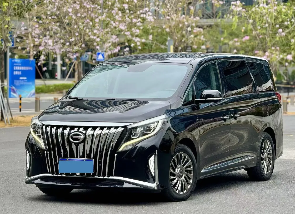 2021 GAC Trumpchi M8 2.0T 252HP L4 8AT,autocango,china used car exporter,china ev exporter,chinese used car exporter,chinese used ev exporter
