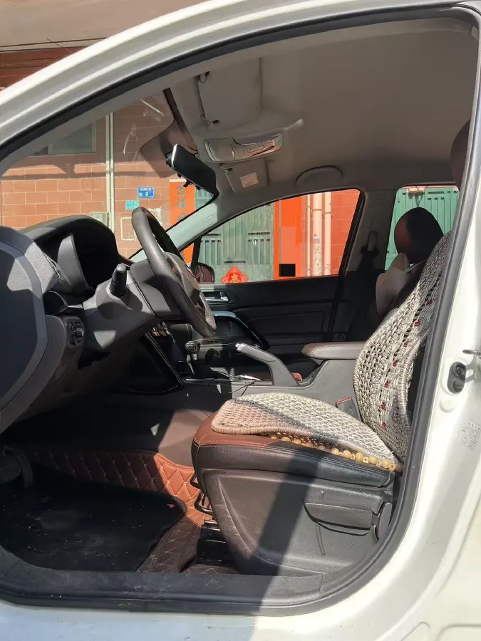 2017 GAC Trumpchi GS4 1.3T 137HP L4 7DCT,autocango,china used car exporter,china ev exporter,chinese used car exporter,chinese used ev exporter