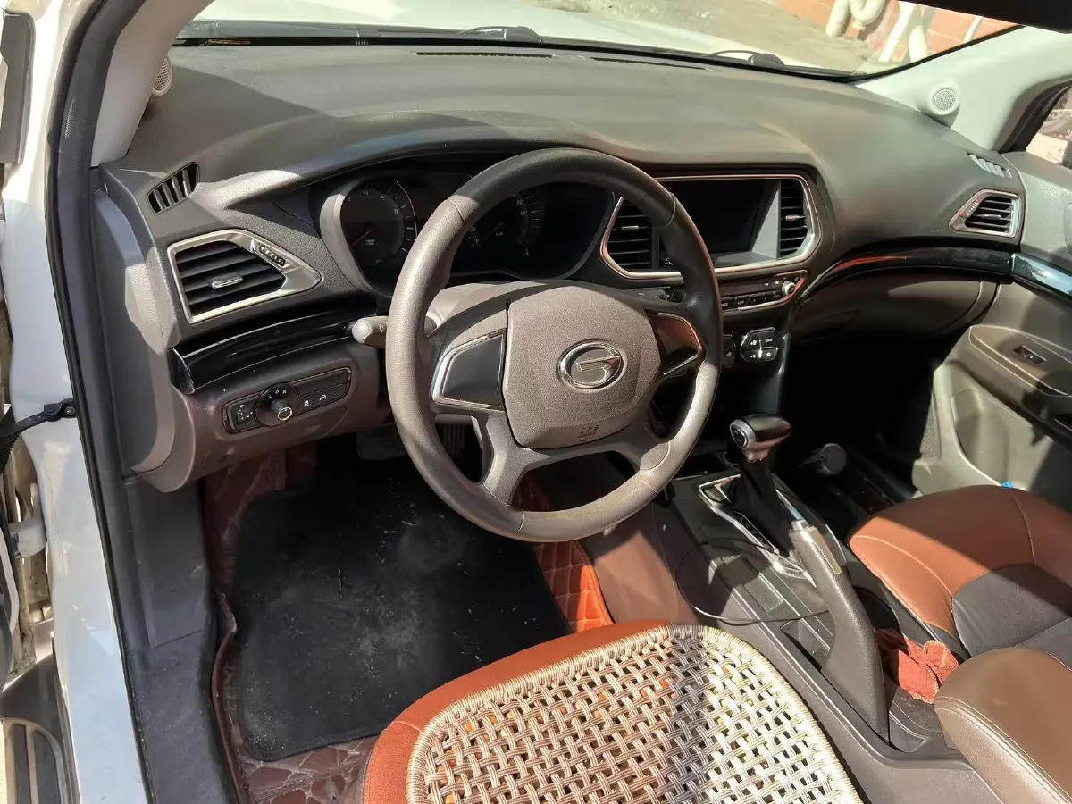 2017 GAC Trumpchi GS4 1.3T 137HP L4 7DCT,autocango,china used car exporter,china ev exporter,chinese used car exporter,chinese used ev exporter