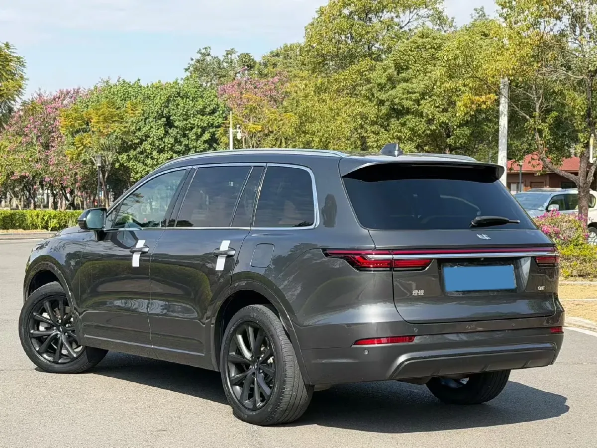 2020 Li ONE Range Extended 131HP REEV 40.5KWH,autocango,china used car exporter,china ev exporter,chinese used car exporter,chinese used ev exporter