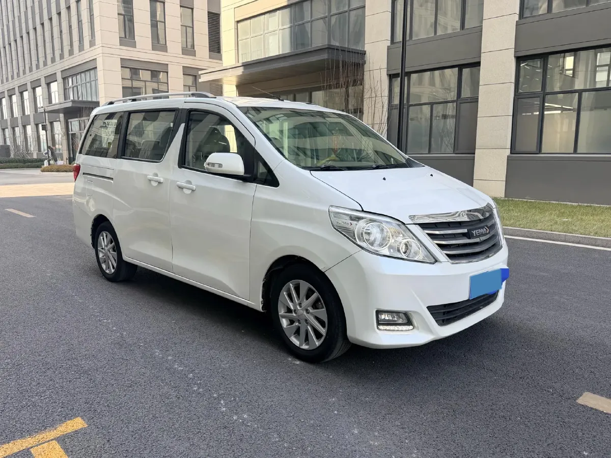 2018 Yema SiPaiKa 1.5L 112HP L4 5MT,autocango,china used car exporter,china ev exporter,chinese used car exporter,chinese used ev exporter