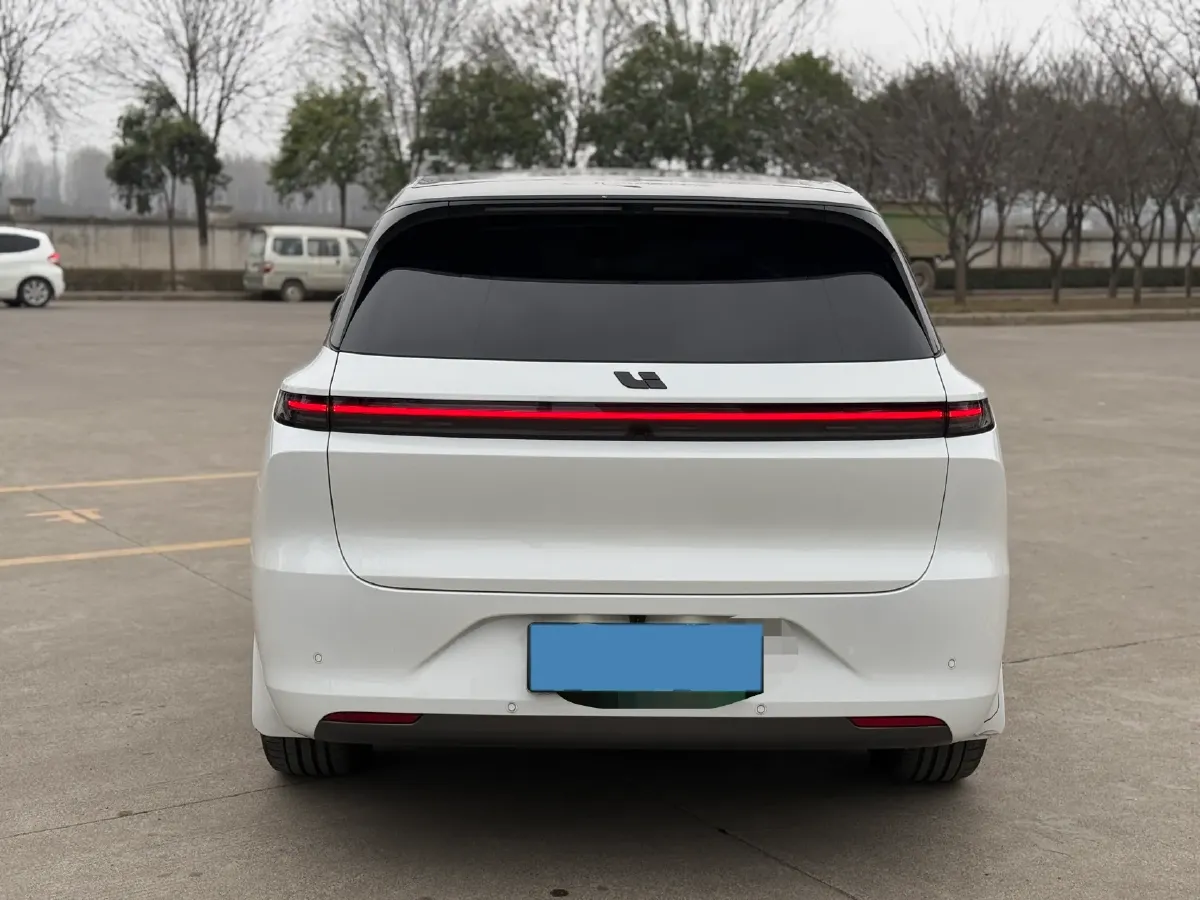2024 Li L6 Range Extended 154HP L4 REEV 36.8KWH,autocango,china used car exporter,china ev exporter,chinese used car exporter,chinese used ev exporter