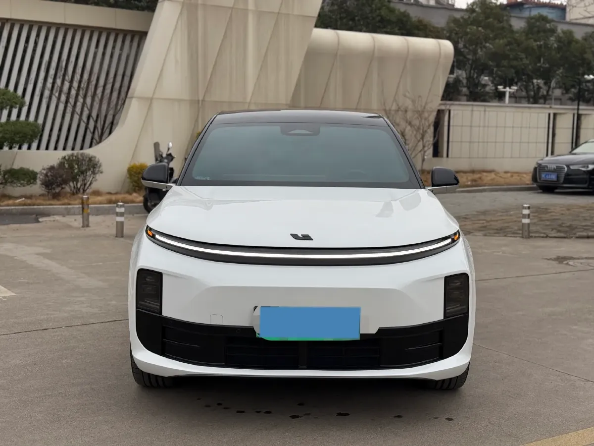 2024 Li L6 Range Extended 154HP L4 REEV 36.8KWH,autocango,china used car exporter,china ev exporter,chinese used car exporter,chinese used ev exporter