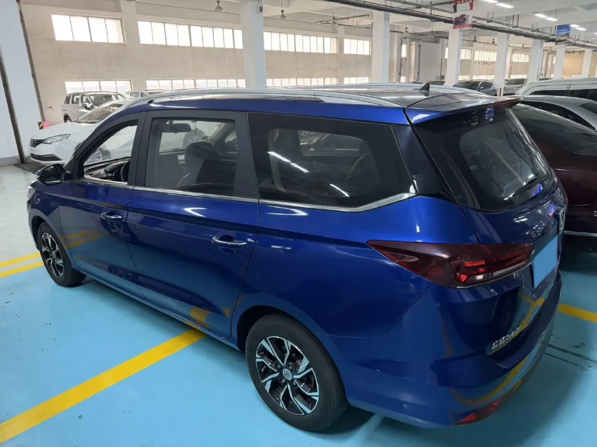 2018 BaoJun 530 1.5T 150HP L4 6MT,autocango,china used car exporter,china ev exporter,chinese used car exporter,chinese used ev exporter
