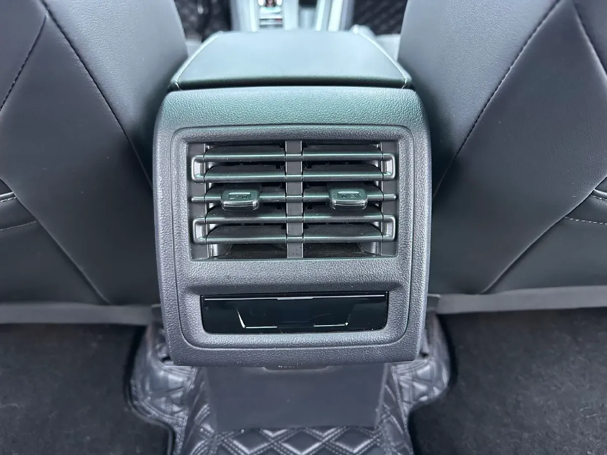 2021 Volkswagen Golf 1.4T 150HP L4 7DCT,autocango,china used car exporter,china ev exporter,chinese used car exporter,chinese used ev exporter